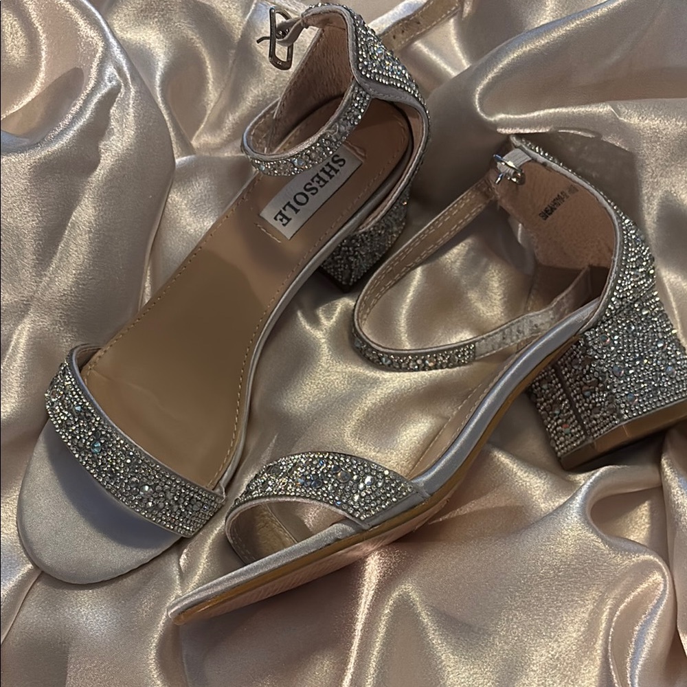 Shesole Silver Block Heels Open Toe with Rhinestone Embellishment